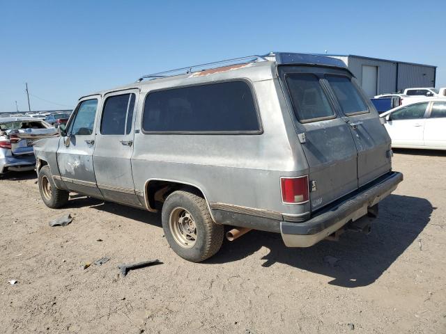 1GKER16K0LF524085 - 1990 GMC SUBURBAN R15 CONVENTIONAL GRAY photo 2