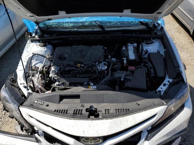 4T1G11AK2RU895588 - 2024 TOYOTA CAMRY SE NIGHT SHADE WHITE photo 11