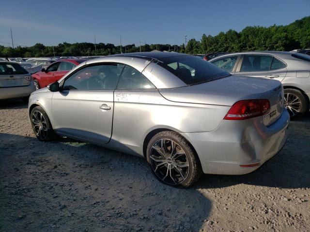 WVWFW7AHXCV000889 - 2012 VOLKSWAGEN EOS LUX 银色 照片 2
