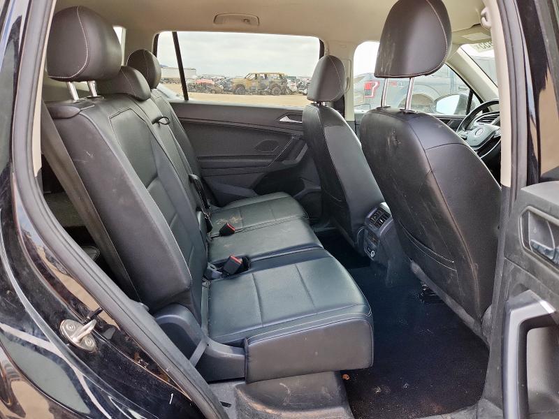 3VV3B7AX5MM044107 - 2021 VOLKSWAGEN TIGUAN SE Սև լուսանկար 10