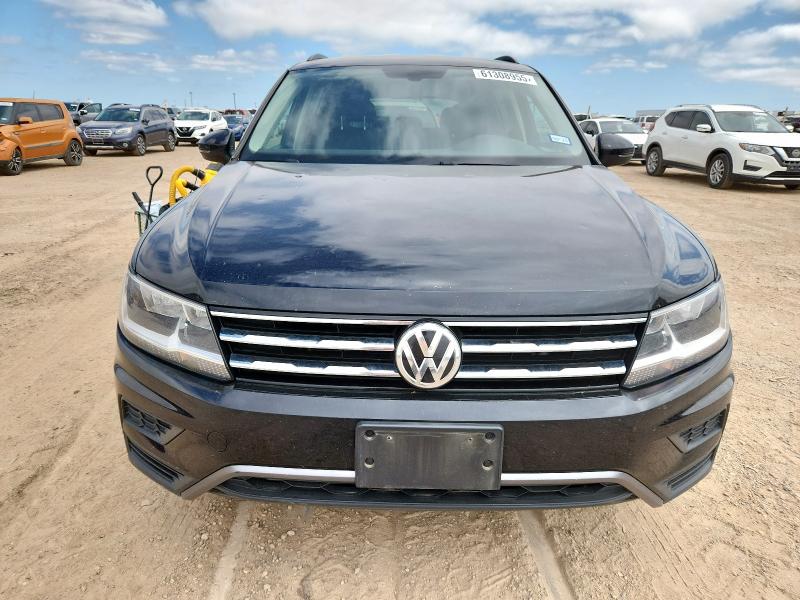 3VV3B7AX5MM044107 - 2021 VOLKSWAGEN TIGUAN SE Սև լուսանկար 5