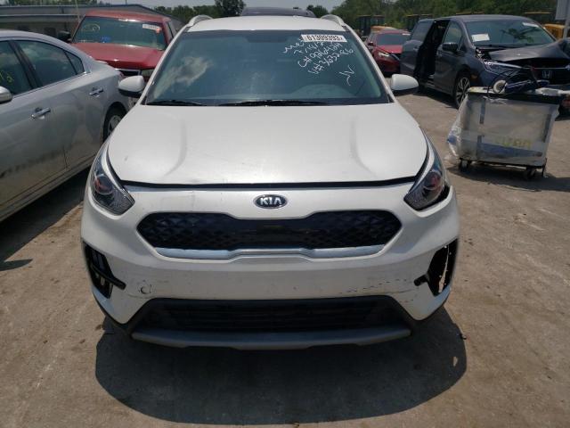 KNDCB3LC7L5363286 - 2020 KIA NIRO LX WHITE photo 5