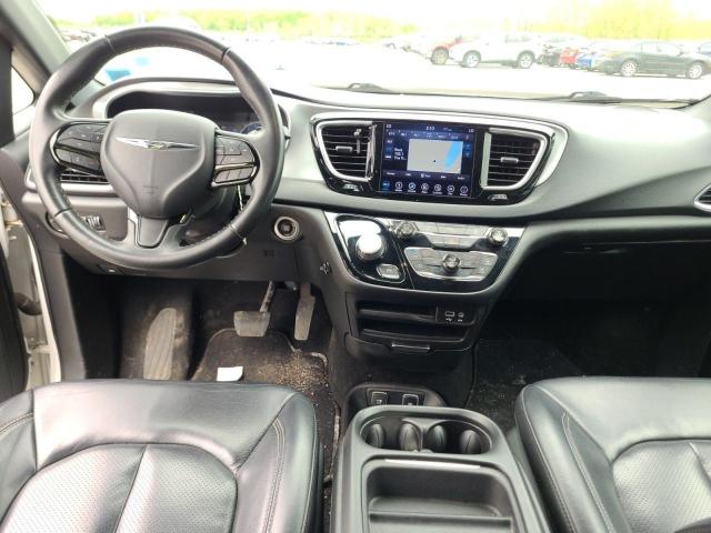 2C4RC1BG8KR537531 - 2019 CHRYSLER PACIFICA TOURING L WHITE photo 9