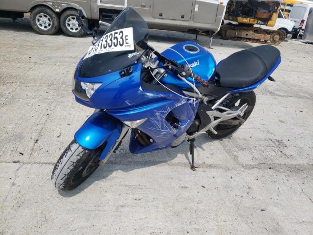 JKAEXEA197A024110 - 2007 KAWASAKI EX650 A BLUE photo 2