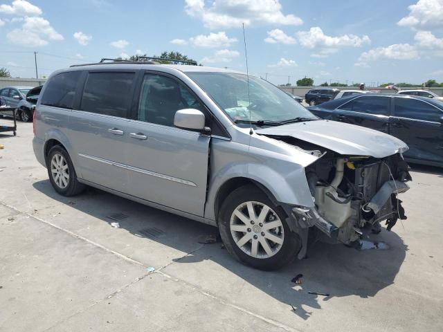 2C4RC1BG4FR726036 - 2015 CHRYSLER TOWN & COU TOURING SILVER photo 4