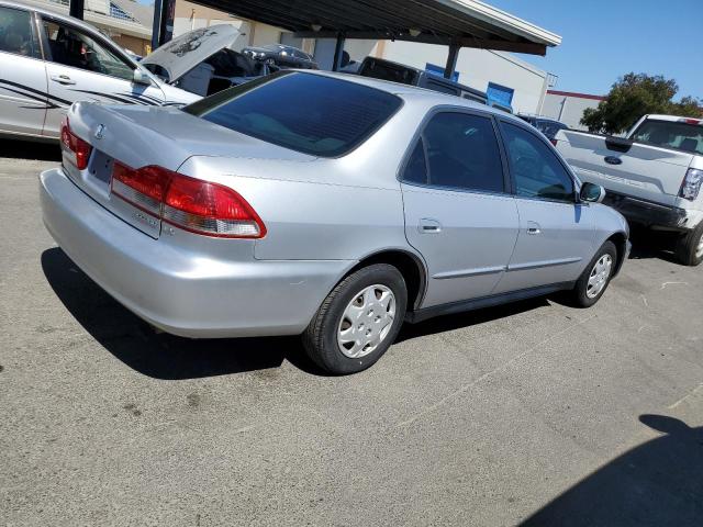 1HGCG66752A175794 - 2002 HONDA ACCORD LX SILVER photo 3