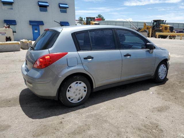 3N1BC13E28L439327 - 2008 NISSAN VERSA S SILVER photo 3