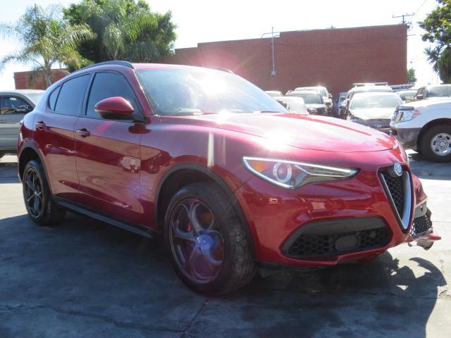 ZASFAKNN1J7C01994 - 2018 ALFA ROMEO STELVIO TI SPORT RED photo 1