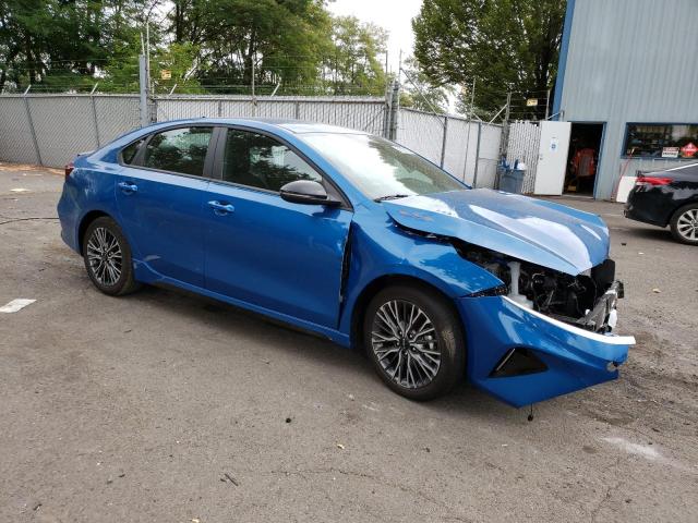 3KPF54AD1PE609698 - 2023 KIA FORTE GT LINE BLUE photo 4