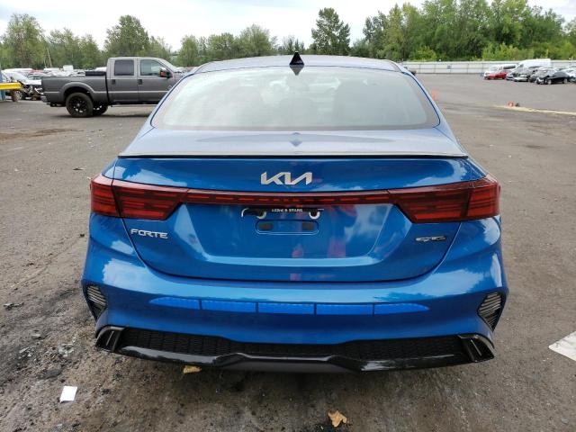 3KPF54AD1PE609698 - 2023 KIA FORTE GT LINE BLUE photo 6