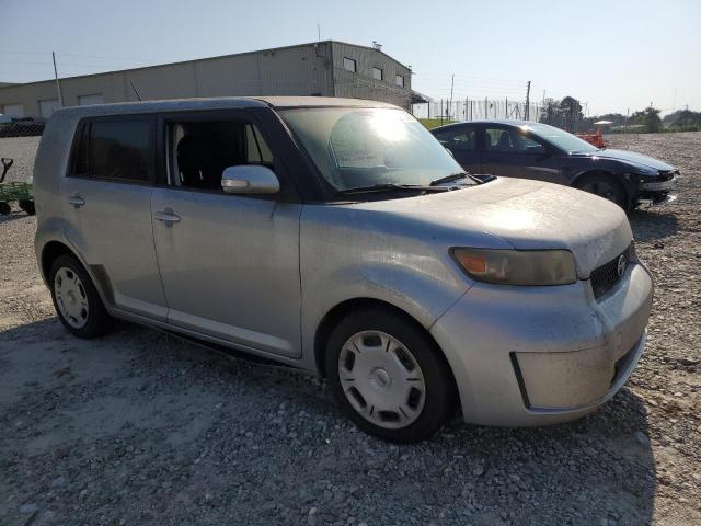 JTLZE4FE8A1101497 - 2010 TOYOTA SCION XB SILVER photo 4