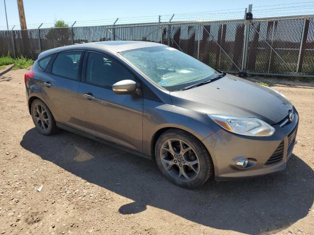 1FADP3K28DL227511 - 2013 FORD FOCUS SE CHARCOAL photo 4