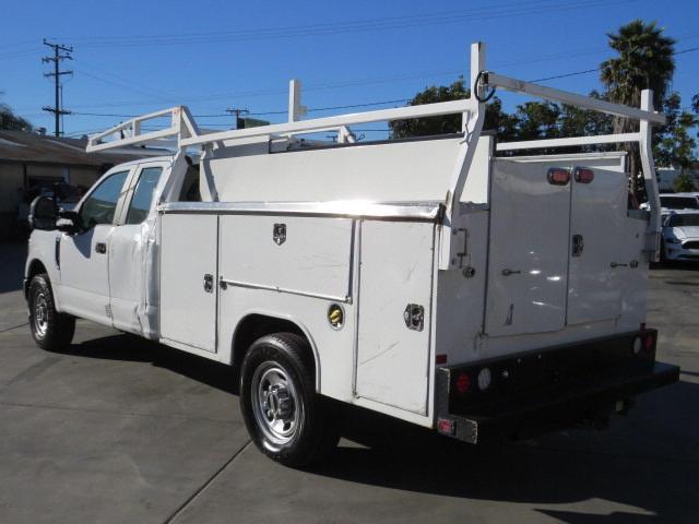 1FD8X3E61NEC48101 - 2022 FORD F350 SUPER DUTY WHITE photo 3