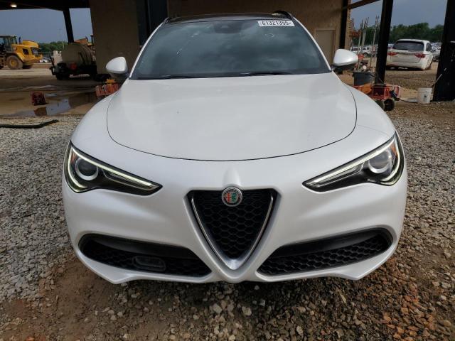 ZASPAKBN9K7C42755 - 2019 ALFA ROMEO STELVIO TI WHITE photo 5