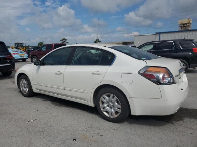 1N4AL2AP5AN428613 - 2010 NISSAN ALTIMA BASE WHITE photo 2