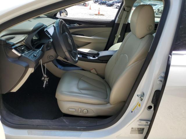 1G4ZN5SZ4JU116714 - 2018 BUICK LACROSSE PREFERRED WHITE photo 7