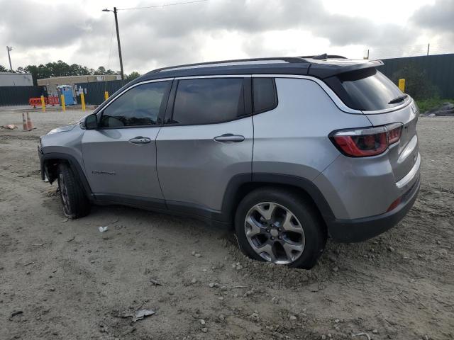 3C4NJCCB2JT181740 - 2018 JEEP COMPASS LIMITED SILVER photo 2