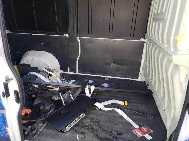 3C6TRVCG5KE522956 - 2019 RAM PROMASTER 2500 HIGH თეთრი ფოტო 10