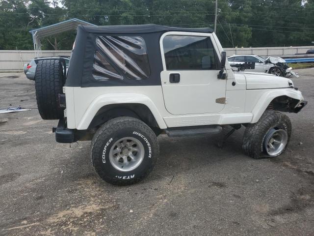 1J4FA59S2YP750666 - 2000 JEEP WRANGLER / SAHARA WHITE photo 3