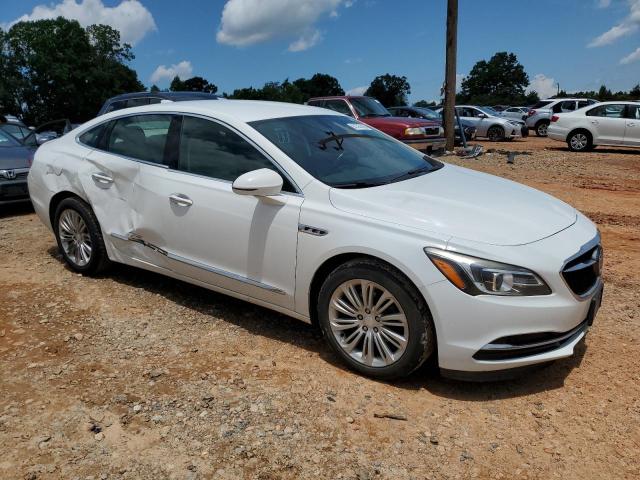 1G4ZN5SZXJU117902 - 2018 BUICK LACROSSE PREFERRED WHITE photo 4