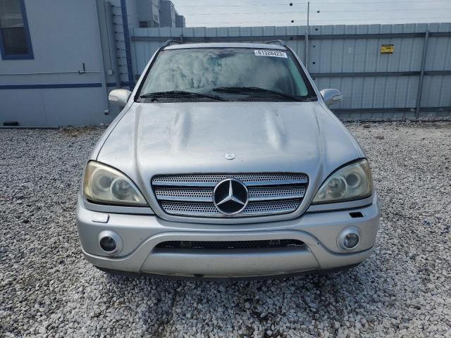 4JGAB74EX2A290964 - 2002 MERCEDES-BENZ ML 55 SILVER photo 5