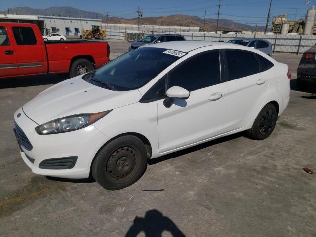 3FADP4BE2HM123486 - 2017 FORD FIESTA SE WHITE photo 1