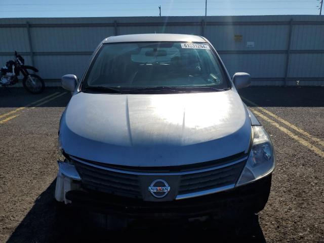 3N1BC13E68L440660 - 2008 NISSAN VERSA S SILVER photo 5