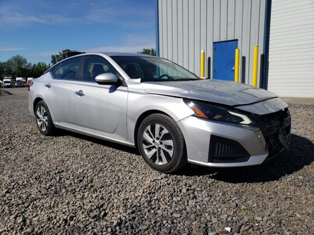 1N4BL4BV6PN385910 - 2023 NISSAN ALTIMA S SILVER photo 4