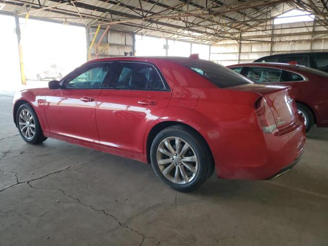 2C3CCAGG1FH814468 - 2015 CHRYSLER 300 S RED photo 2