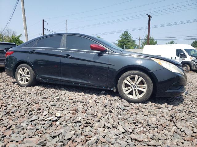 5NPEB4AC4CH371735 - 2012 HYUNDAI SONATA GLS BLACK photo 4