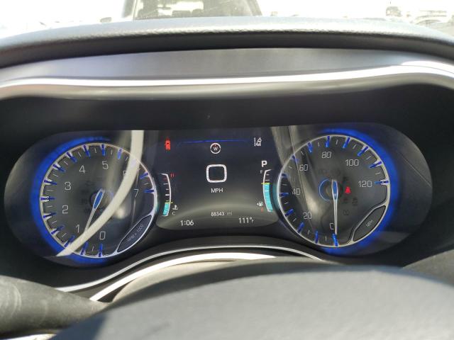 2C4RC1EG6JR352002 - 2018 CHRYSLER PACIFICA TOURING L PLUS WHITE photo 9