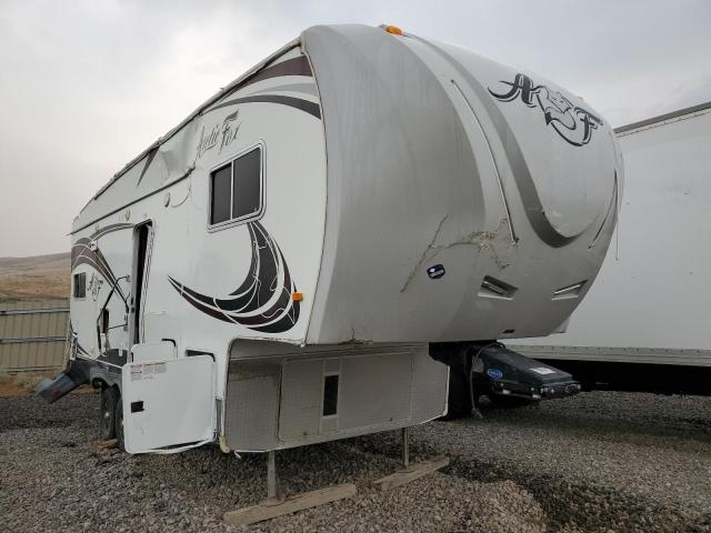 4N15L272XJ0149180 - 2018 OTHR TRAILER თეთრი ფოტო 1