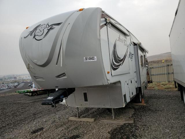 4N15L272XJ0149180 - 2018 OTHR TRAILER თეთრი ფოტო 2