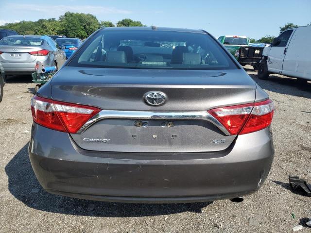 4T1BF1FK0HU327150 - 2017 TOYOTA CAMRY LE GRAY photo 6