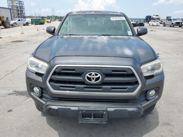 3TMAZ5CN9HM044389 - 2017 TOYOTA TACOMA DOUBLE CAB GRAY photo 5