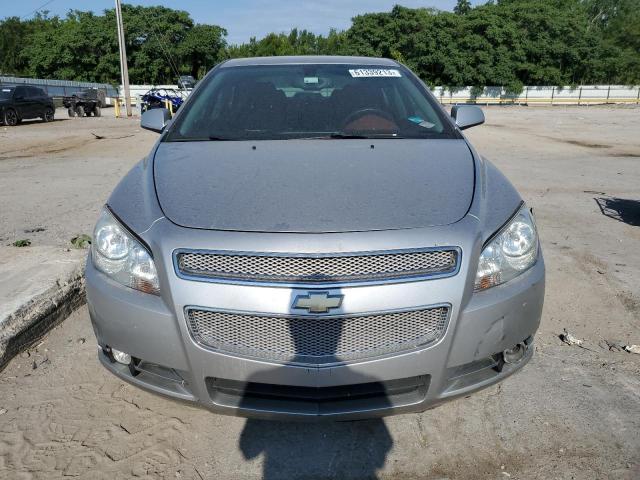 1G1ZK57728F252786 - 2008 CHEVROLET MALIBU LTZ Gümüş foto 5