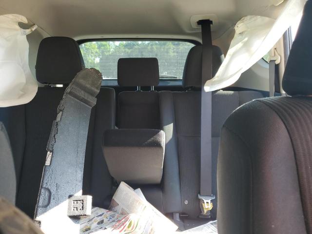 JTMZFREV4JJ182201 - 2018 TOYOTA RAV4 LE თეთრი ფოტო 10