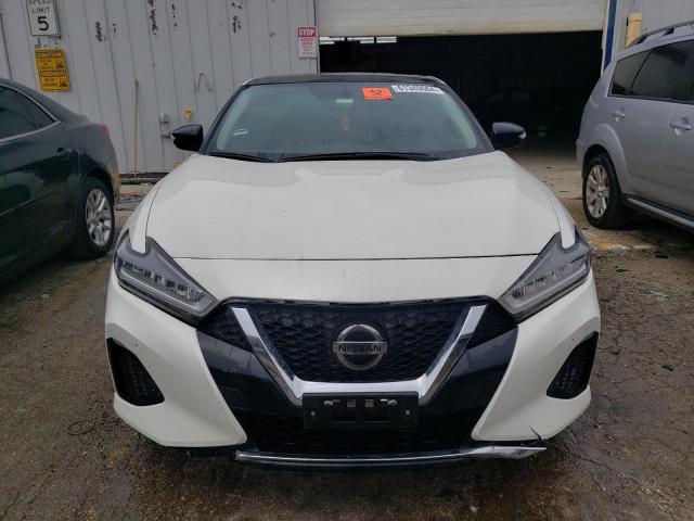 1N4AA6AV1KC366409 - 2019 NISSAN MAXIMA S WHITE photo 5