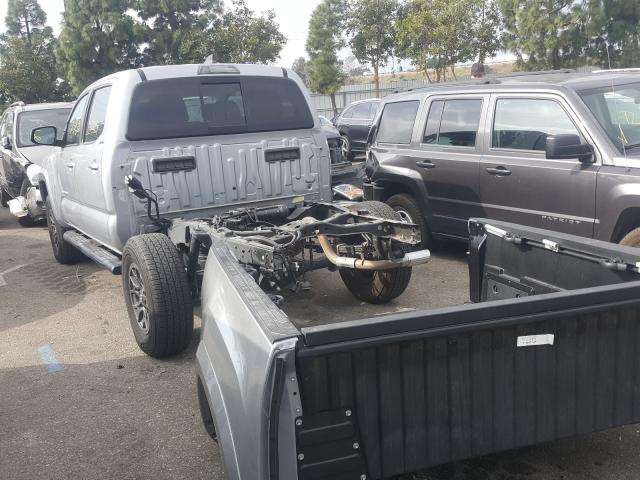 3TMAZ5CN0JM064181 - 2018 TOYOTA TACOMA DOUBLE CAB  照片 3