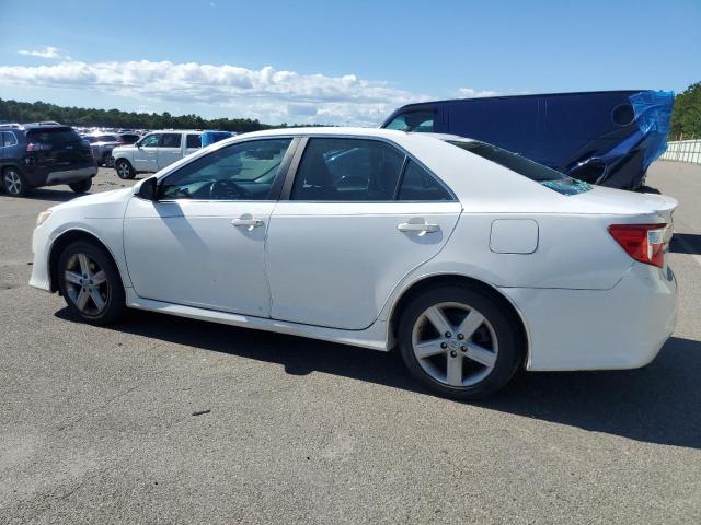 4T1BF1FK5CU187282 - 2012 TOYOTA CAMRY BASE WHITE photo 2