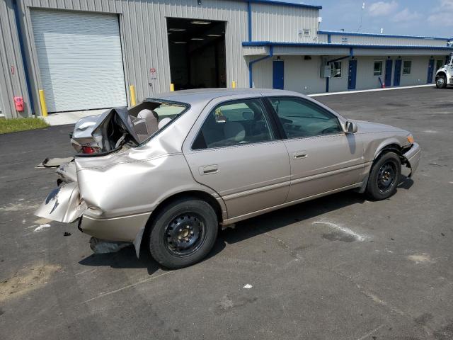 4T1BG22K2VU793571 - 1997 TOYOTA CAMRY CE TAN photo 3