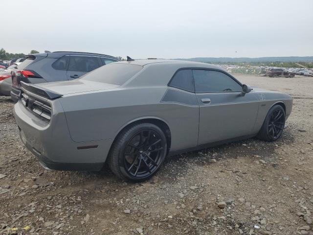 2C3CDZFJ2JH215385 - 2018 DODGE CHALLENGER R/T 392 GRAY photo 3