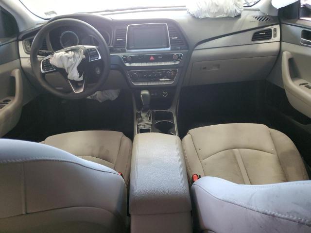 5NPE24AF0KH780887 - 2019 HYUNDAI SONATA SE أبيض صورة 8