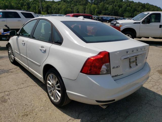 YV1672MS3B2539971 - 2011 VOLVO S40 T5 WHITE photo 2