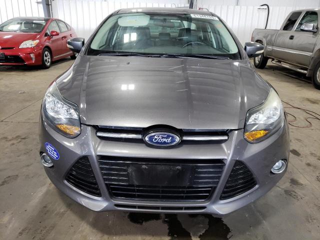 1FADP3J29EL458890 - 2014 FORD FOCUS TITANIUM GRAY photo 5