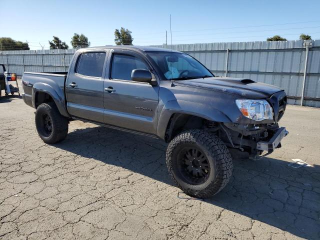 3TMJU4GN6BM111010 - 2011 TOYOTA TACOMA DOUBLE CAB PRERUNNER GRAY photo 4