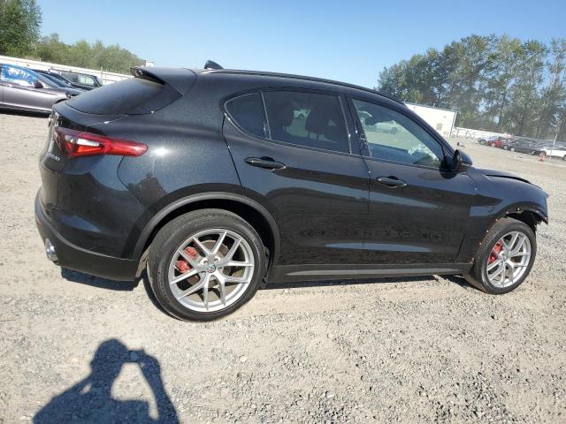 ZASFAKNN5J7B74458 - 2018 ALFA ROMEO STELVIO TI SPORT BLACK photo 3