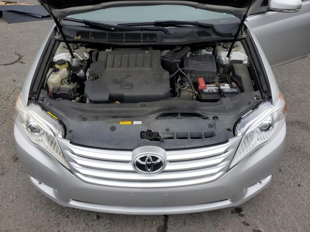 4T1BK3DBXCU470349 - 2012 TOYOTA AVALON BASE SILVER photo 11