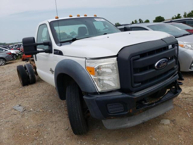 1FDUF5GTXCEB45935 - 2012 FORD F550 SUPER DUTY WHITE photo 4