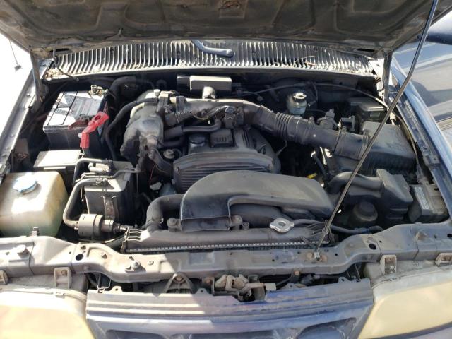 KNDJB723315018608 - 2001 KIA SPORTAGE BLUE photo 12